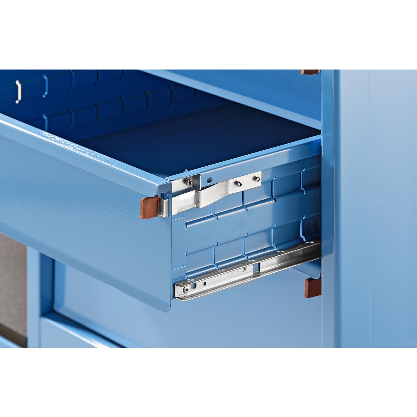 Mobile workbench, max. load 500 kg, with four drawers, L x W x H 1150 x 700 x 900 mm.