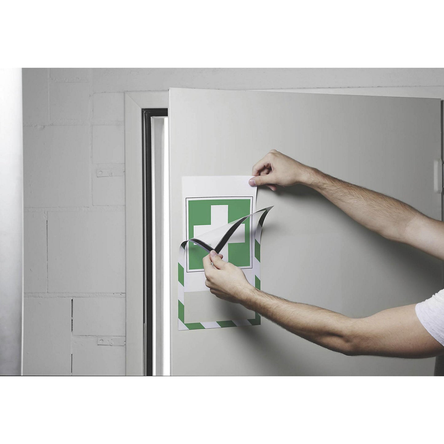 DURAFRAME® MAGNETIC SECURITY information frame, for A4, magnetic, pack of 10, green / white frame.