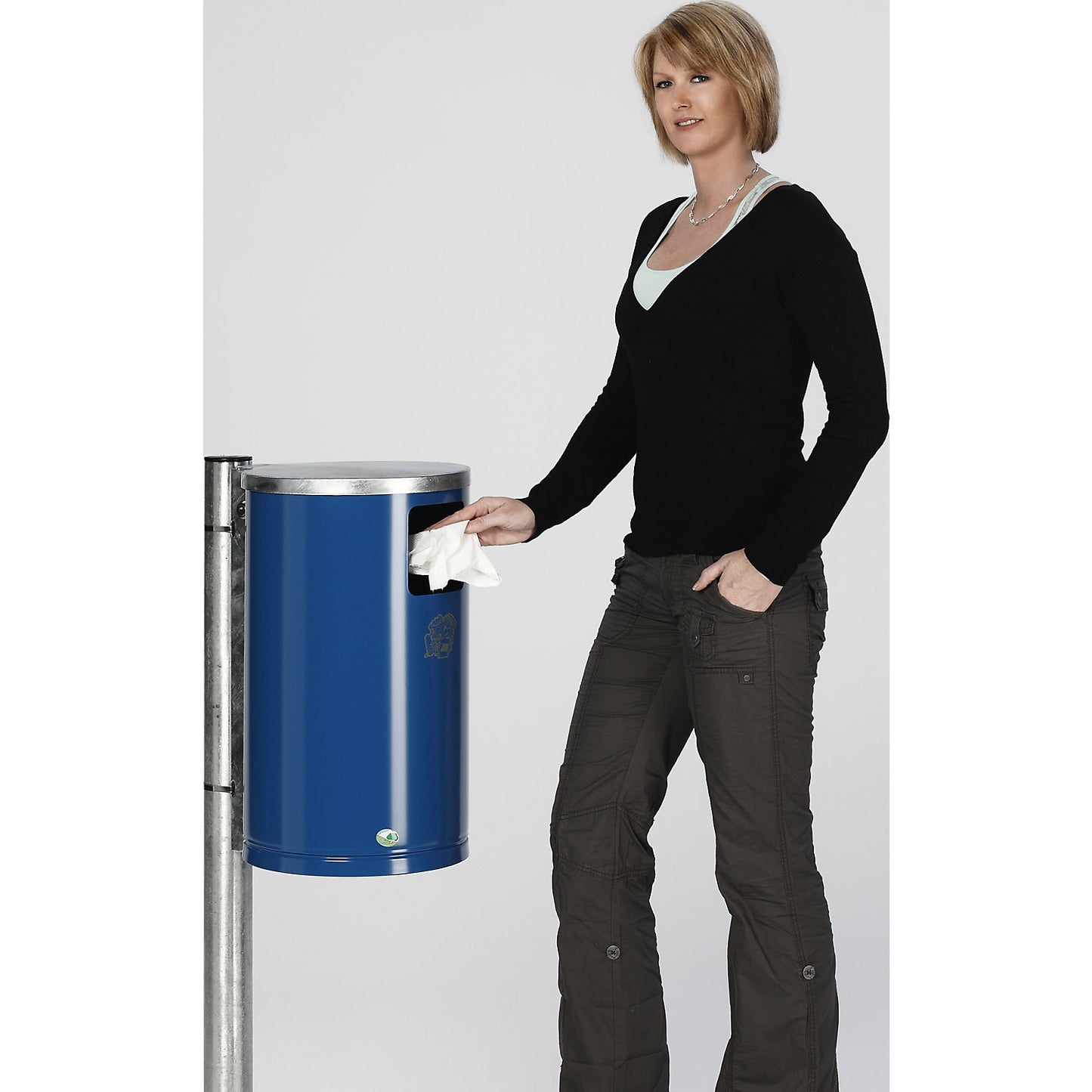 Outdoor waste collector made of sheet steel, capacity 30 l, HxØ 620 x 300 mm, gentian blue.