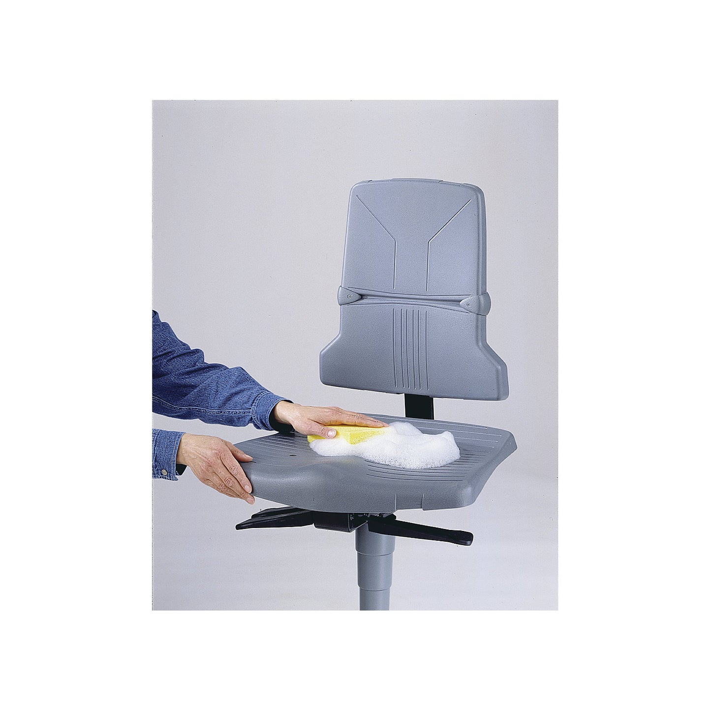 SINTEC industrial swivel chair, permanent contact mechanism, five-foot tubular steel base with castors.