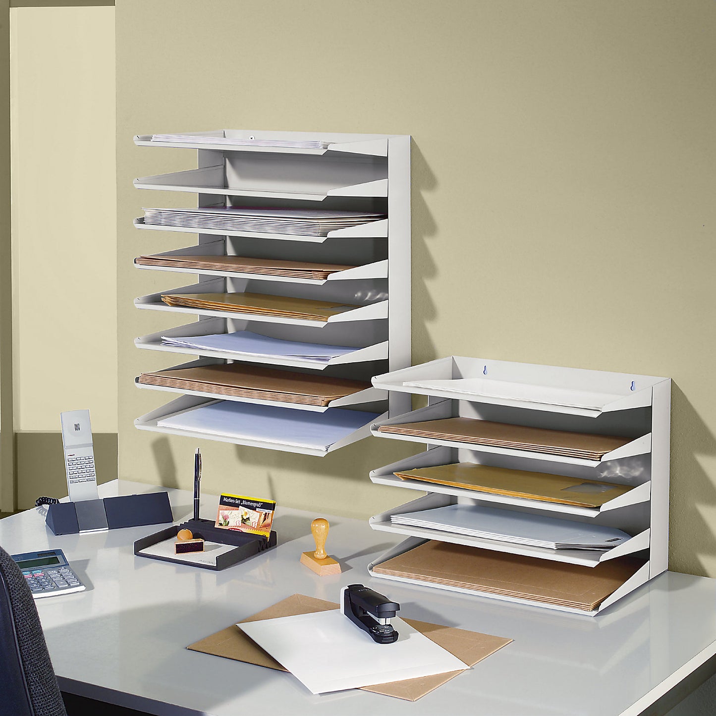 Sorting station, 5 compartments, height 300 mm, pack of 2.