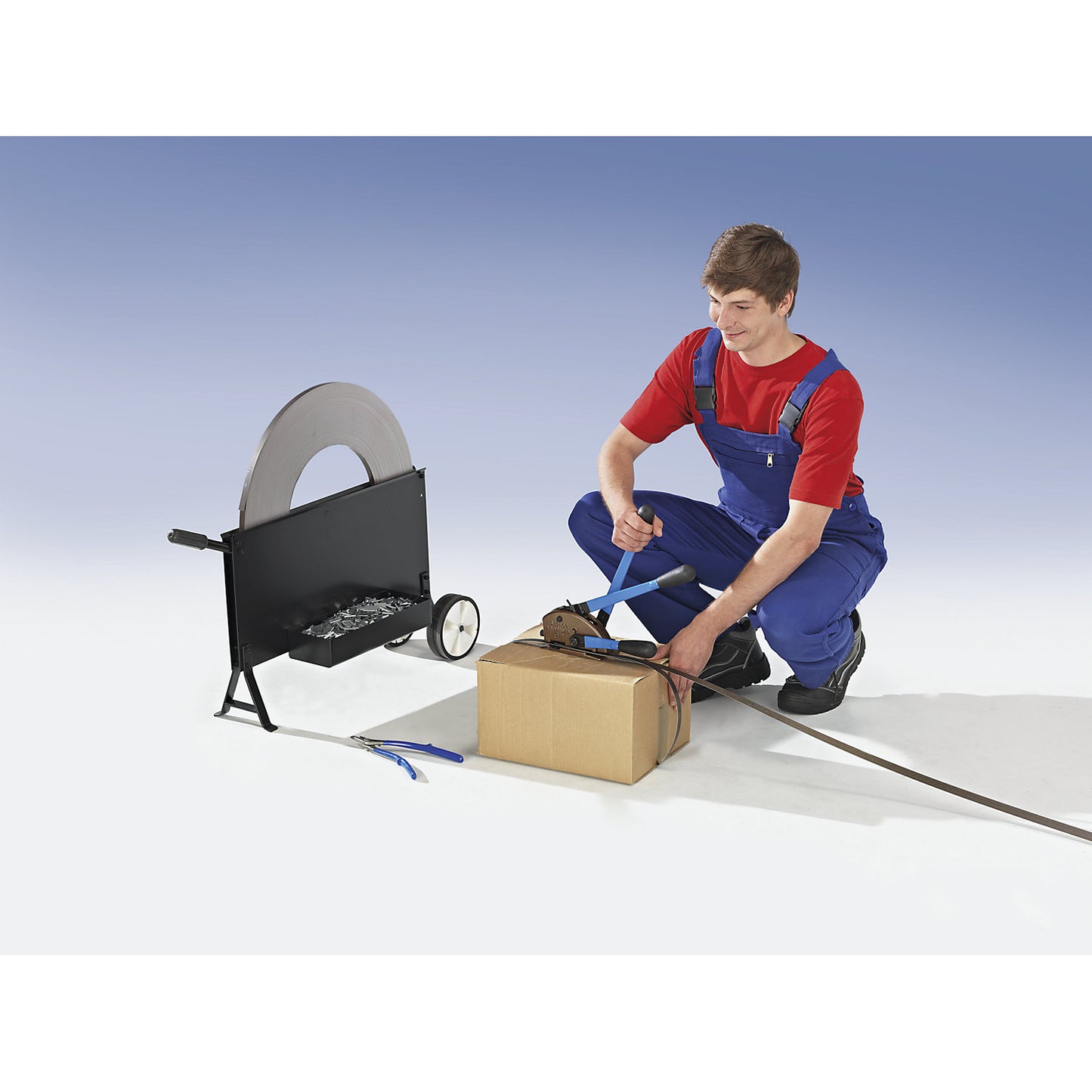 Strapping set, steel strapping, tensioning and sealing tool, cutter, mobile strap dispenser, strap, seals, strapping width 16 mm.