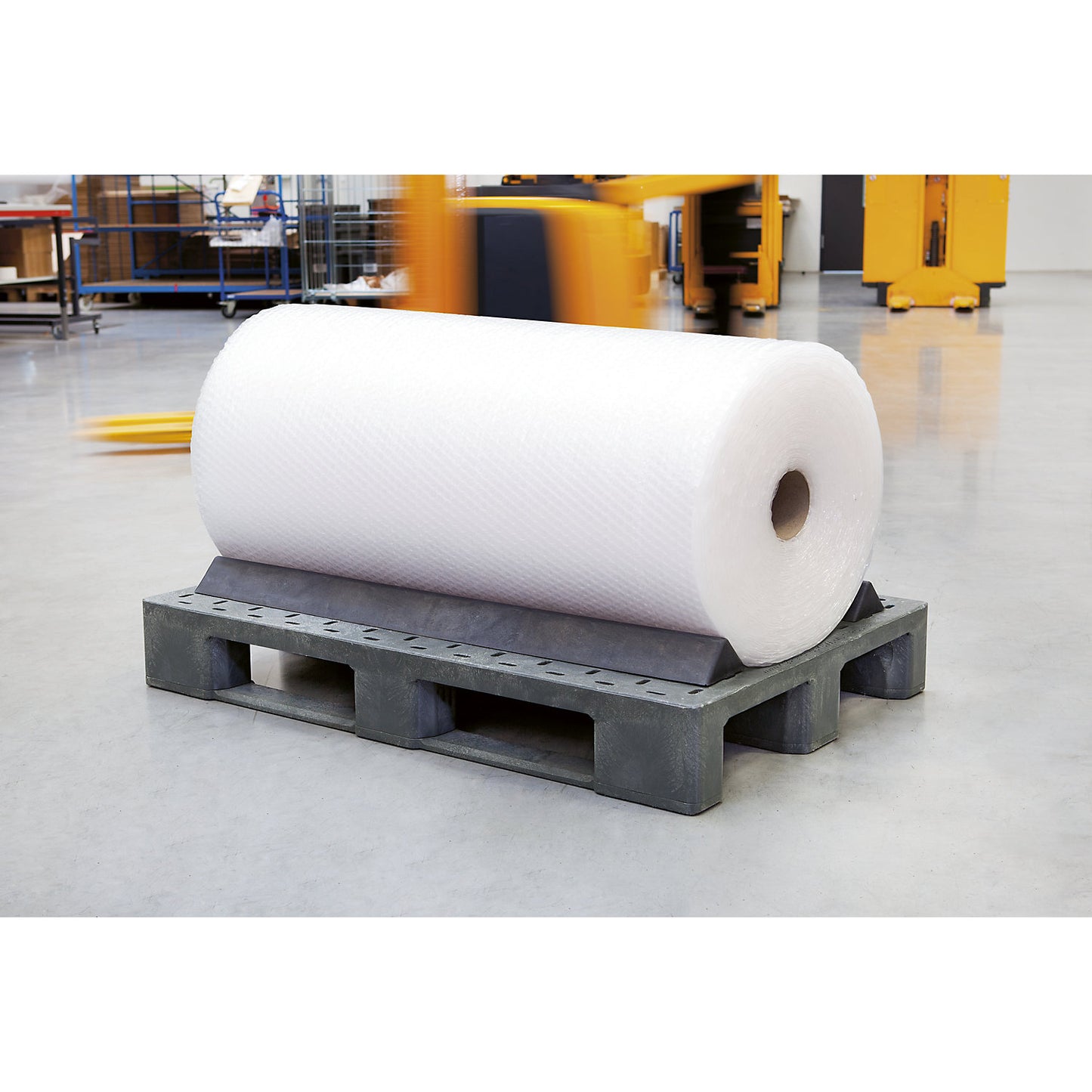 Multi-pallet set, with long chocks, 1+ items.
