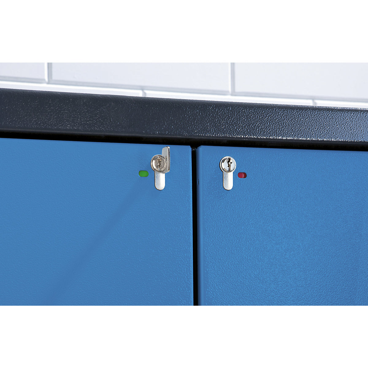 Fire resistant hazardous goods storage cupboard type 30, 1 door, 3 shelves, light blue door.
