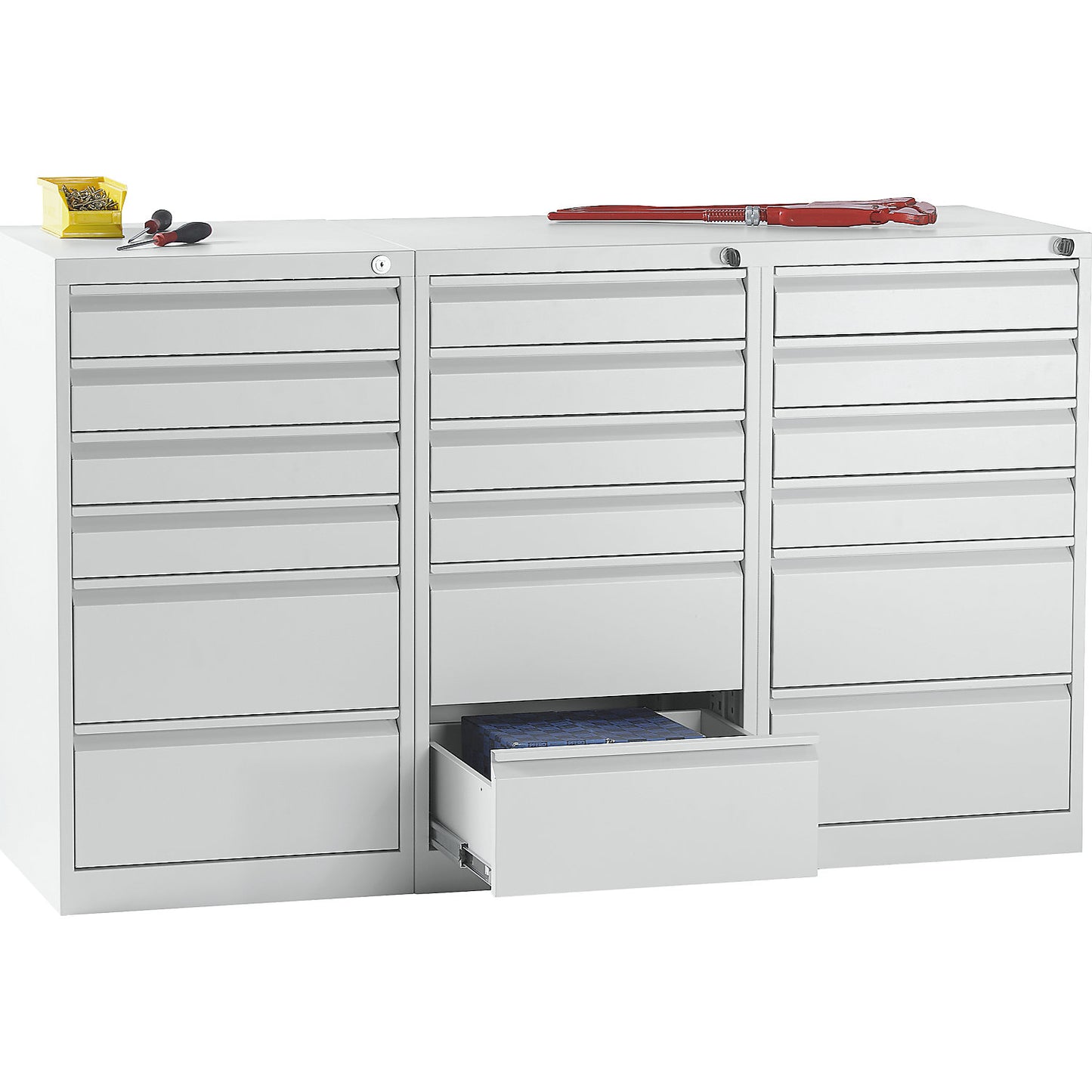 Drawer cupboard, steel, HxWxD 900 x 1500 x 500 mm, 18 drawers, light grey drawers.