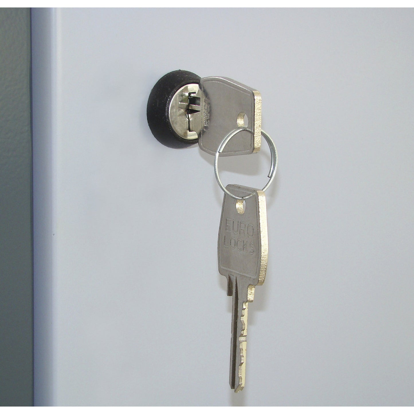 Main locking system, for mail distribution cupboard, extra cost per lock.
