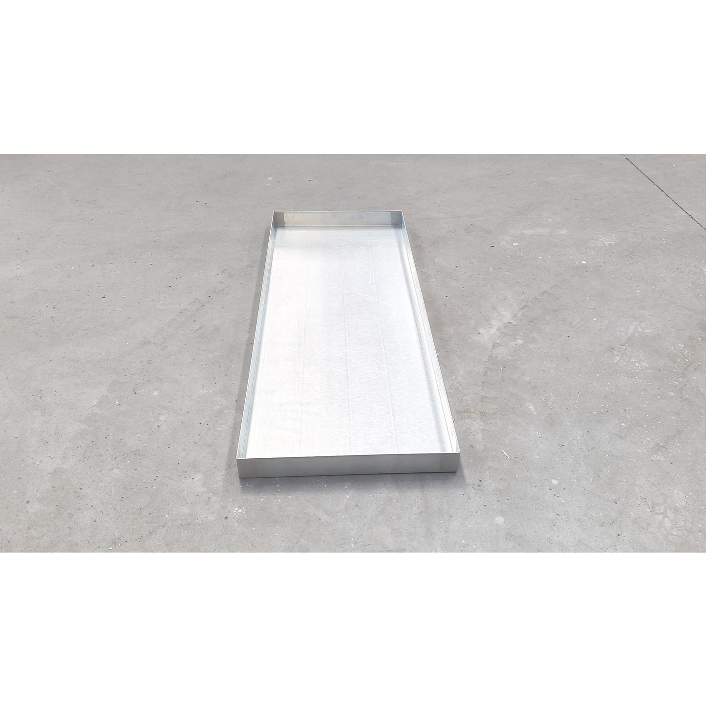 Steel sump tray for small containers, zinc plated, sump capacity 30 l, length 1200 mm.