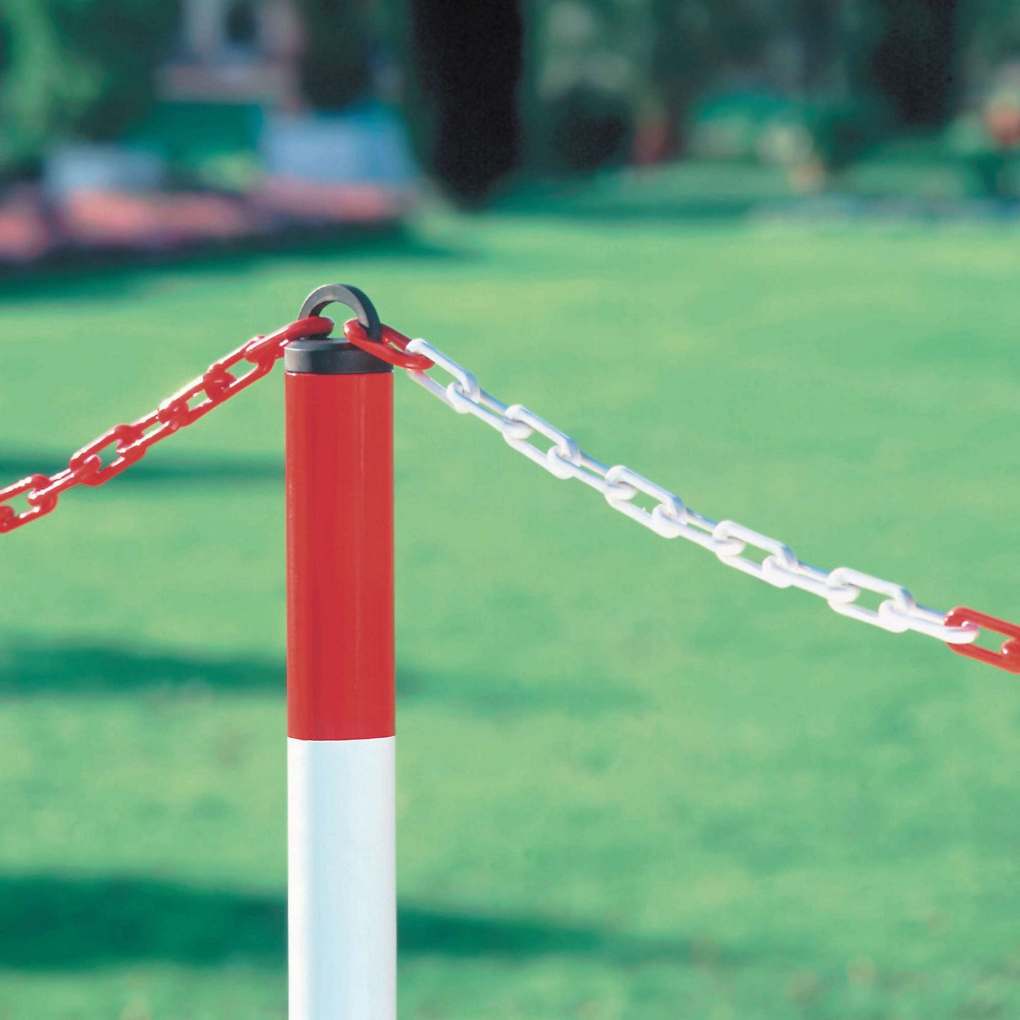 Coloured nylon chain, pack of 50 m, red / white.