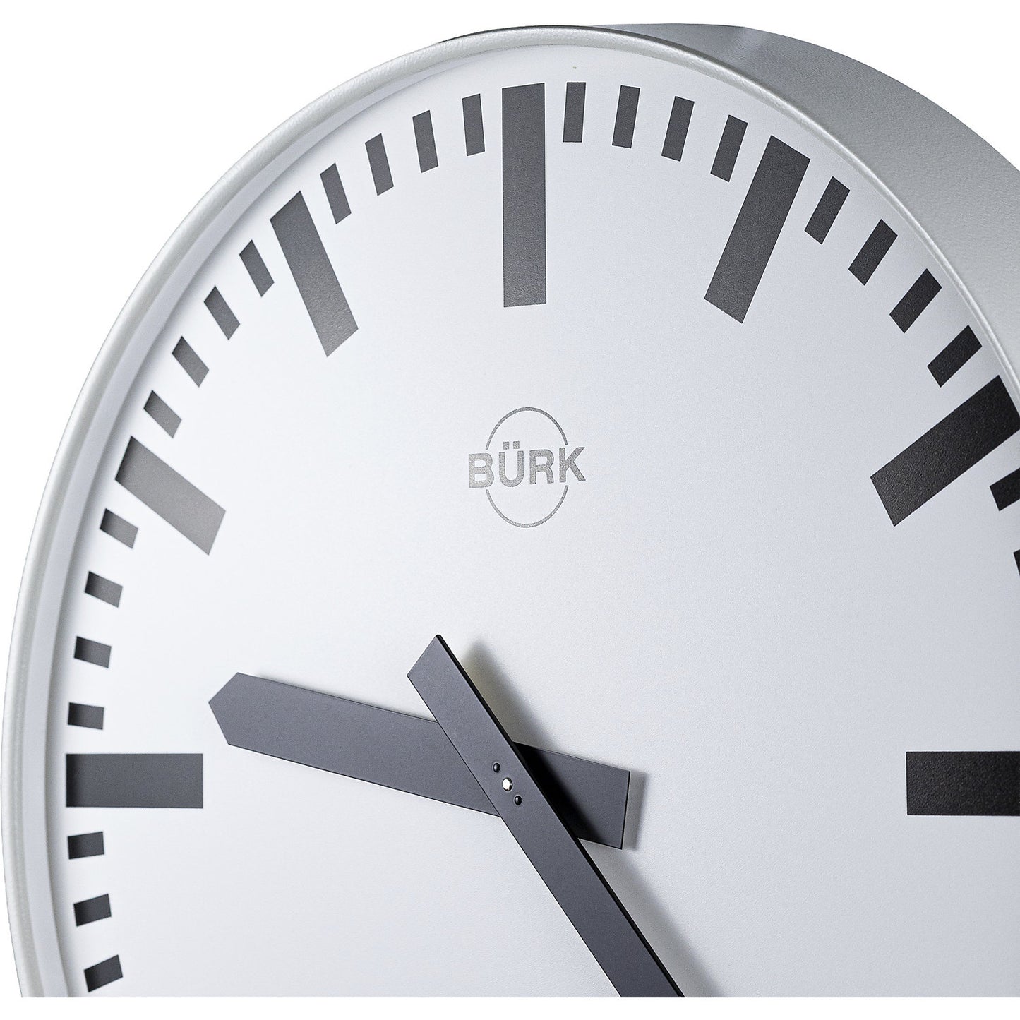 Wall clock, Ø 500 mm, radio synchronised clock, with bars.