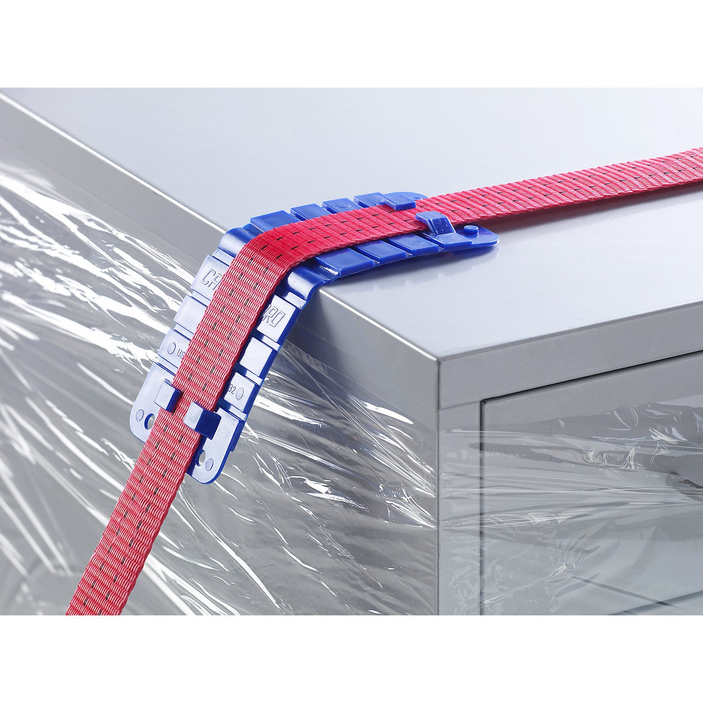 CargoSafe edge protection, pack of 24, for strap width 25 - 35 mm.