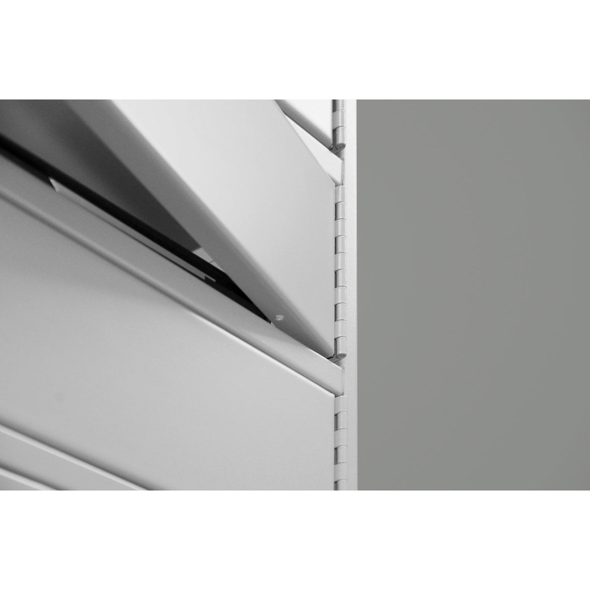 Laptop charging cabinet, with 10 compartments, light grey / gentian blue.