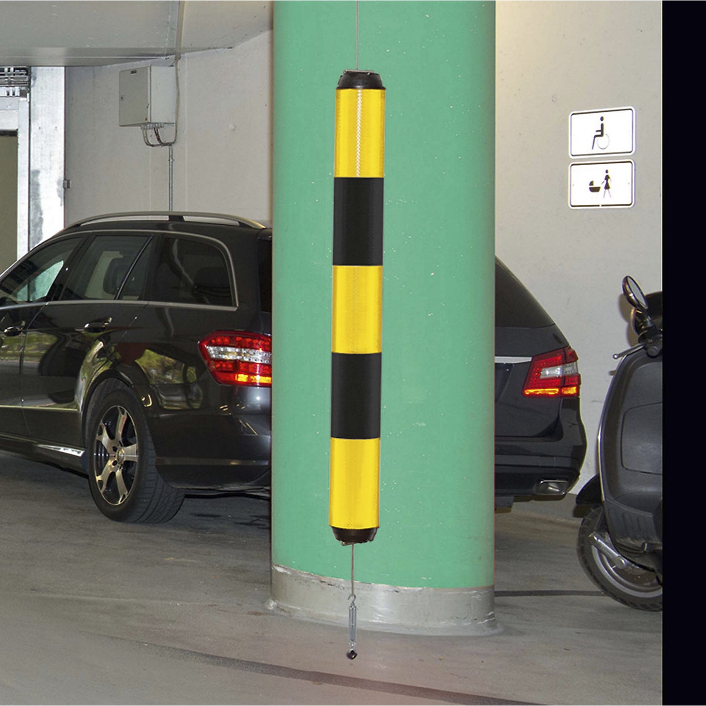 Barrier post, length x Ø 1000 x 100 mm, yellow / black.