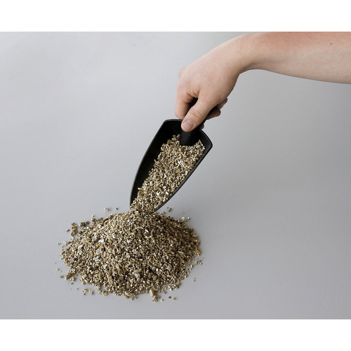 Vermiculite buffer/filler material, for dangerous goods packaging, 50 l sack, 4.5 kg.