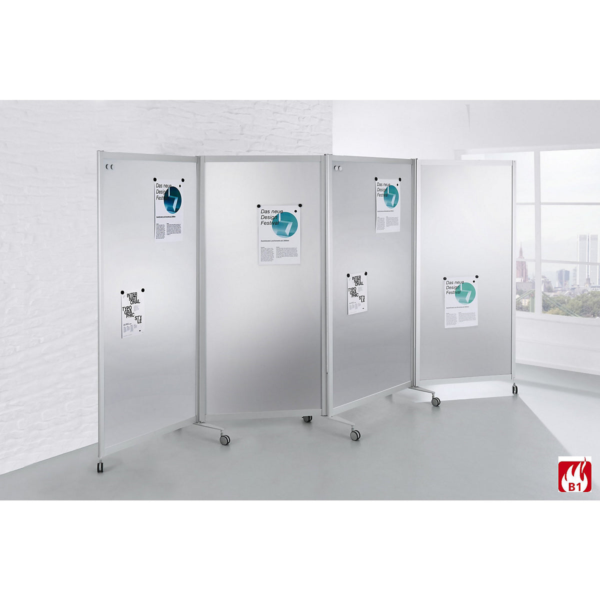Mobile folding display panel, flame retardant, aluminium frame, magnetic board surface, HxWxD 1900 x 3700 x 450 mm, silver.