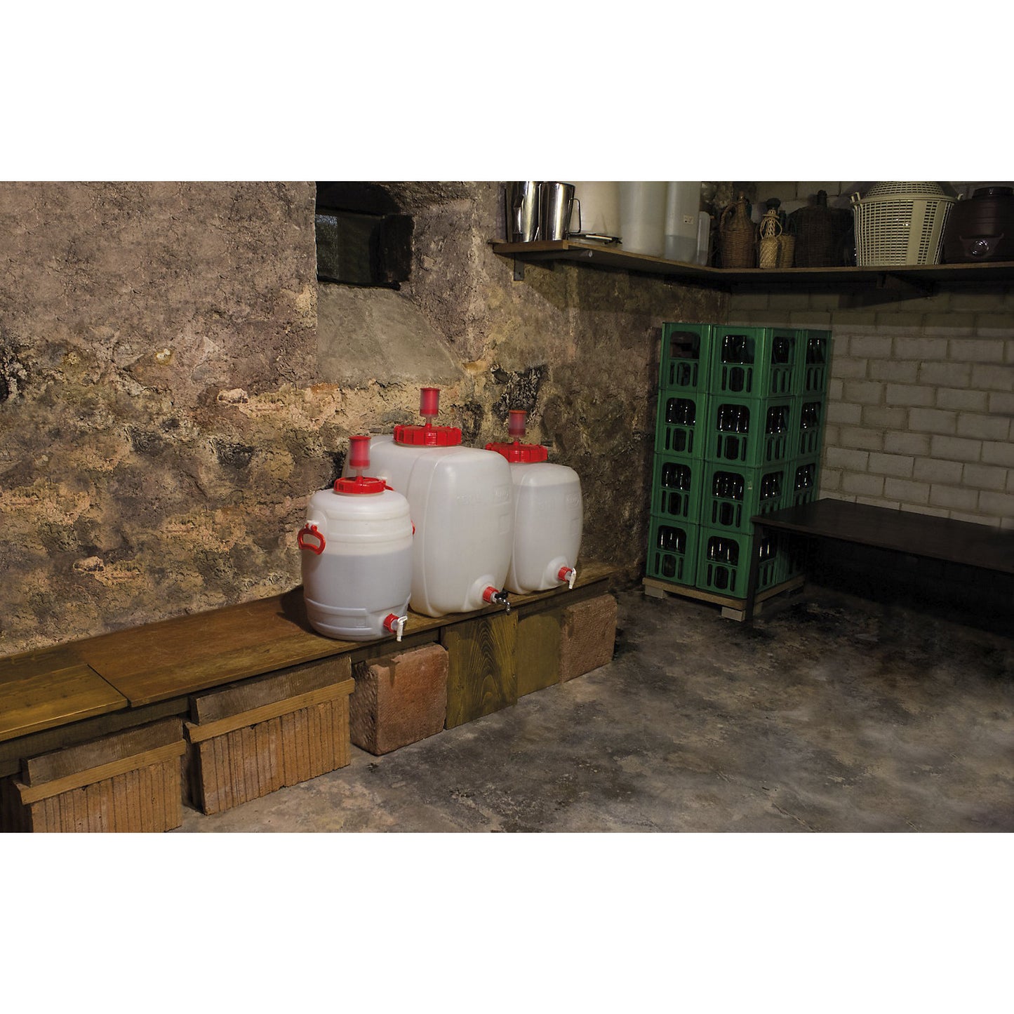 Compact tank, capacity 60 l, LxWxH 550 x 350 x 500 mm.
