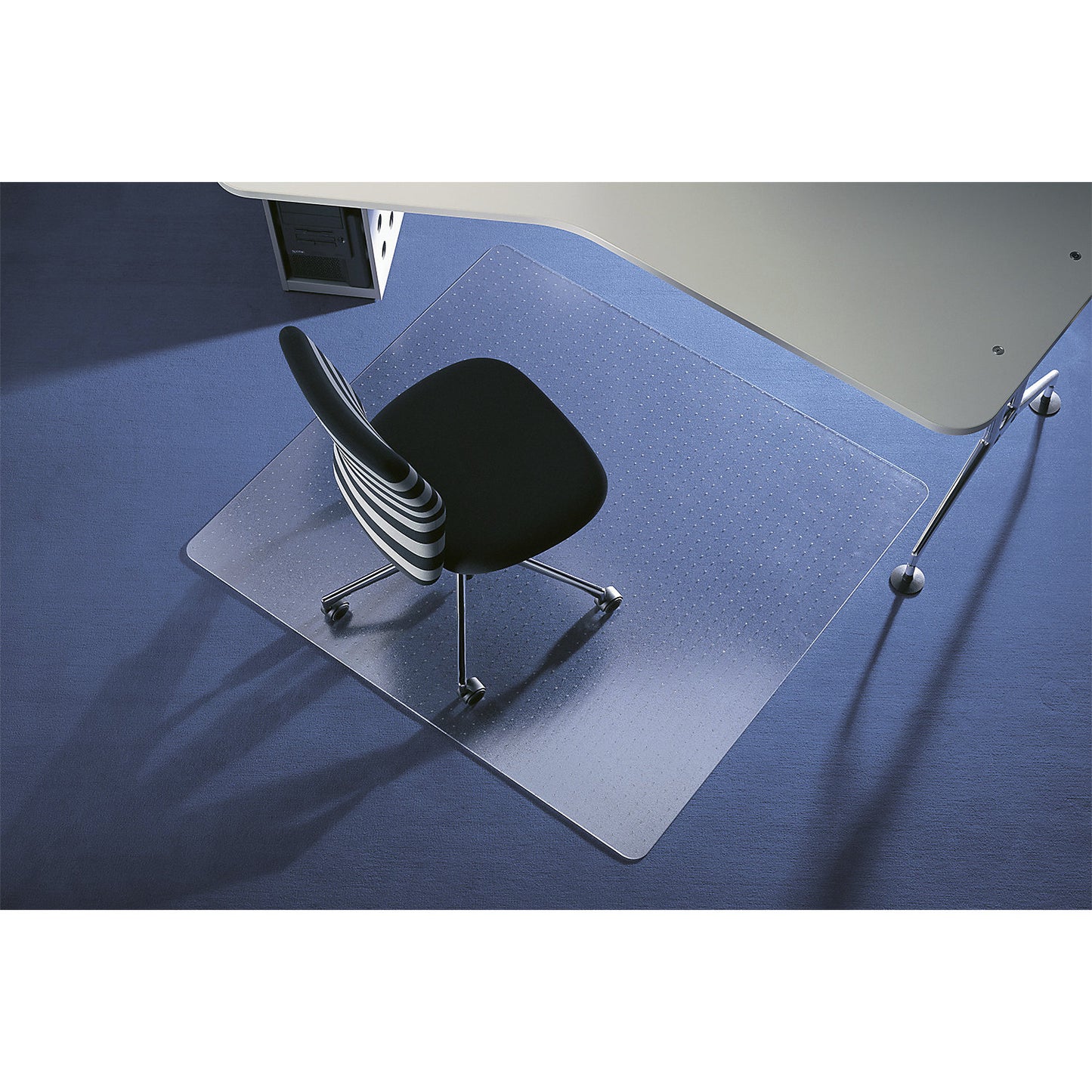 Floor protection mat, with studs for carpeted floors, WxD 1200 x 1100 mm.