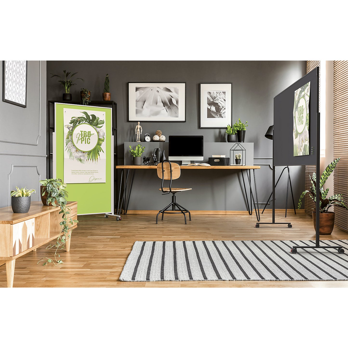 VarioPin designer presentation board, board size 1800 x 1000 mm, felt, green.