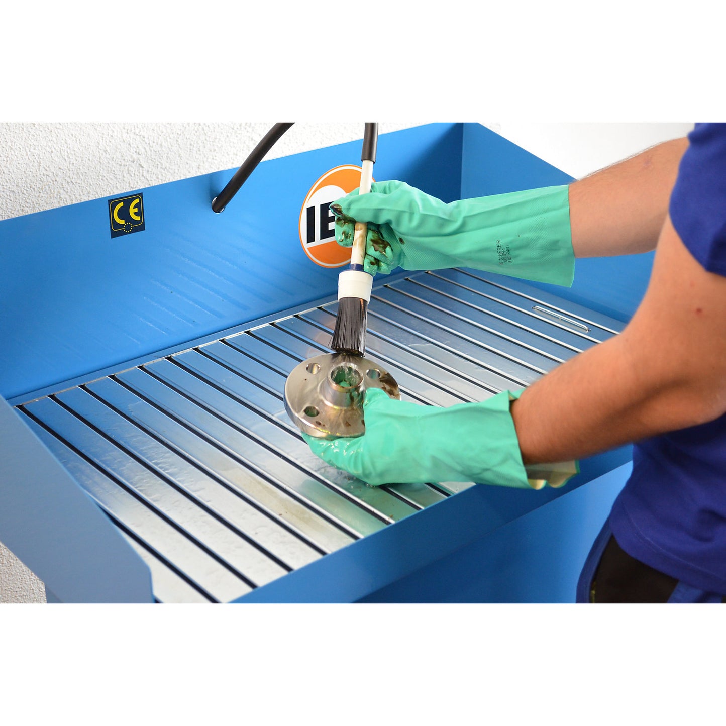 EL/Extra special cleaning solution, not electrically conductive, 25 l canister.