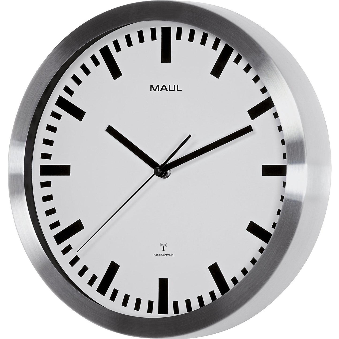 MAULpilot wall clock, brushed aluminium, Ø 305 mm, radio synchronised time keeping mechanism, silver.