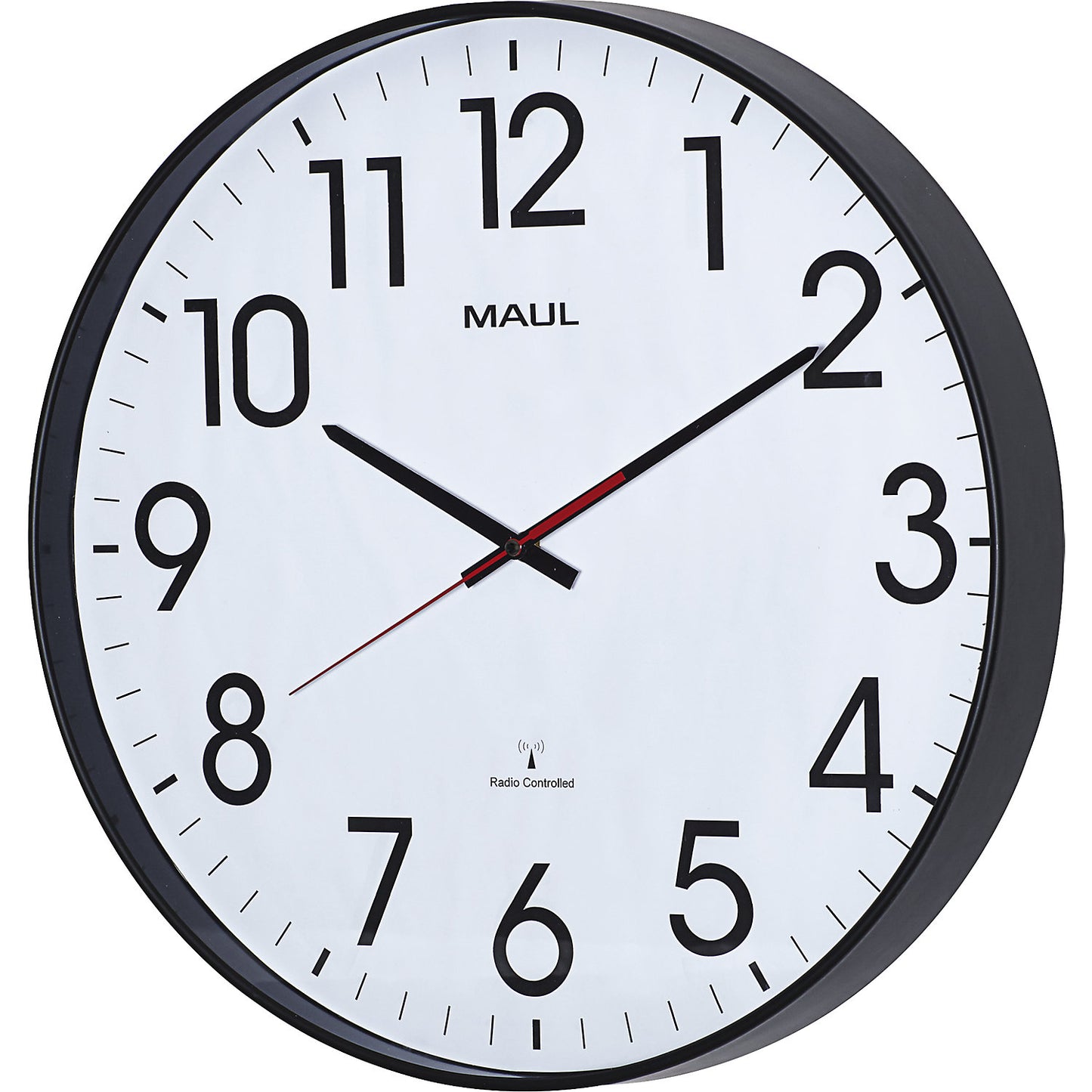 MAULclimb wall clock, Ø 470 mm, made of plastic, black frame, radio synchronised time keeping mechanism.