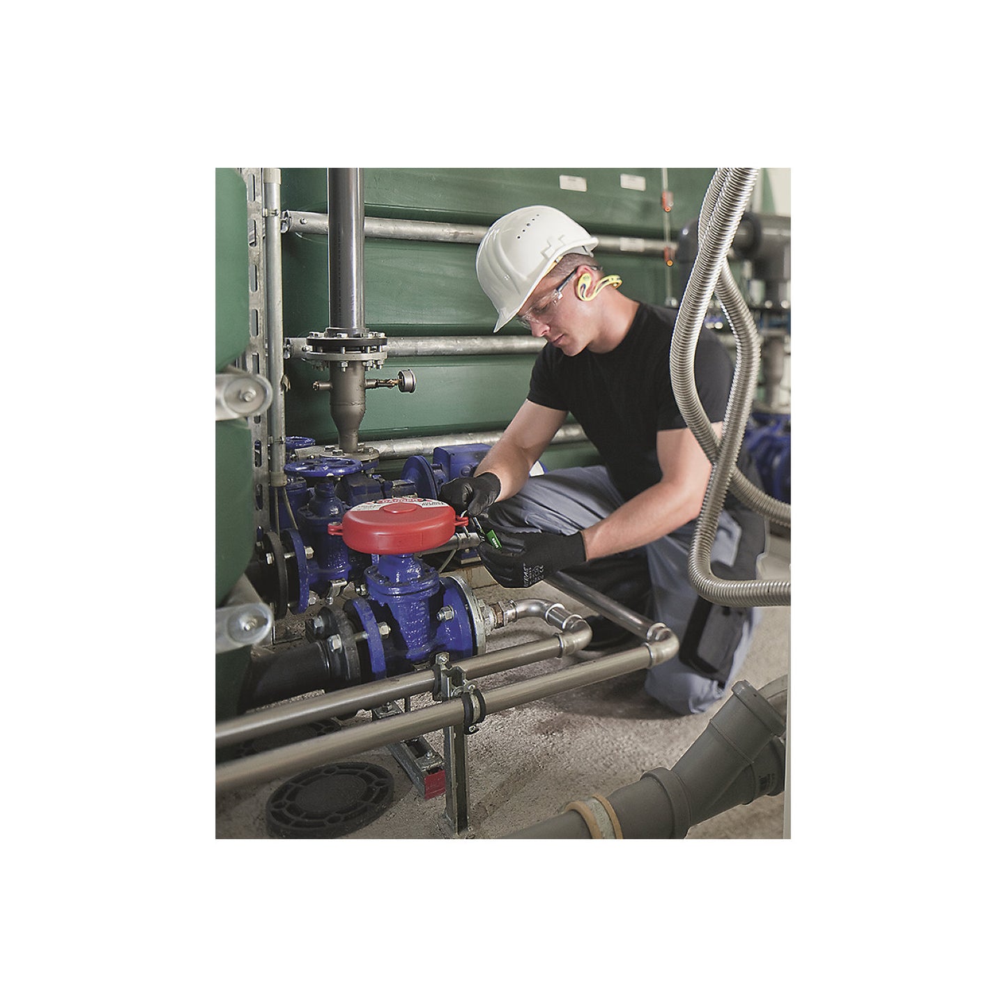 Handwheel locking, V303, for through-flow valves 1'' - 2.5'', red.