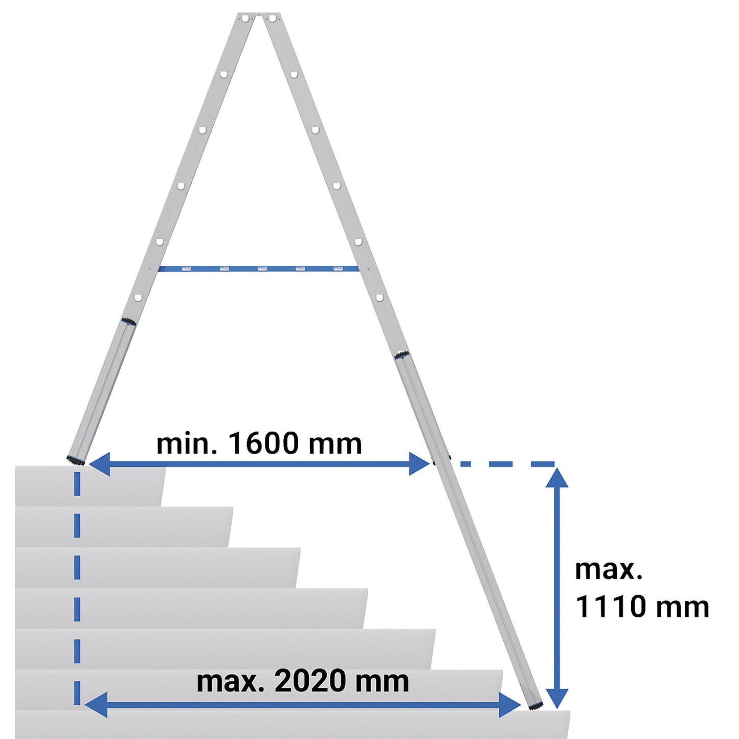 Step ladder, with levelling mechanism, accessible on both sides, 2x8 steps.