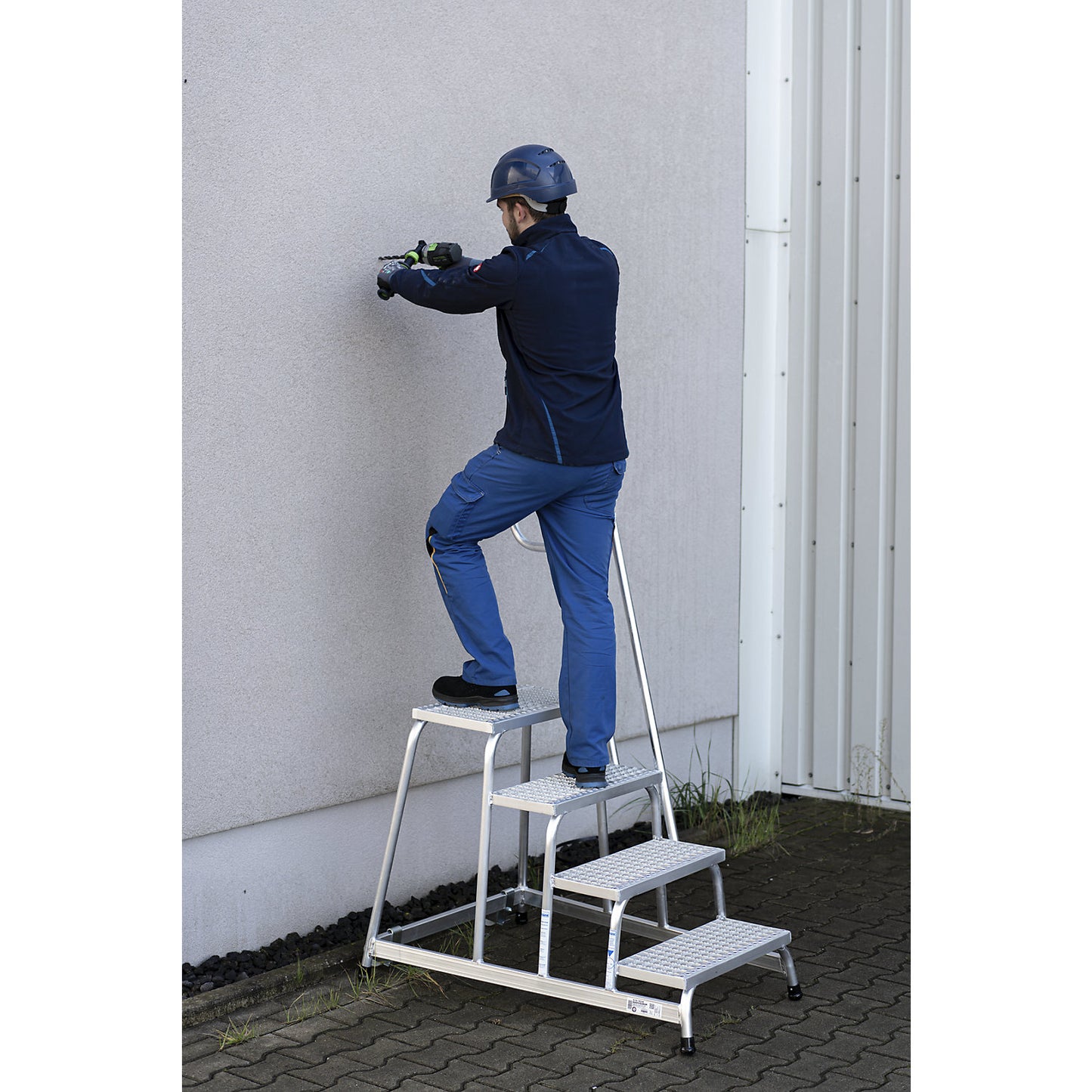 STABILO mobile machine steps, with grating steps, one-sided, 4 steps.