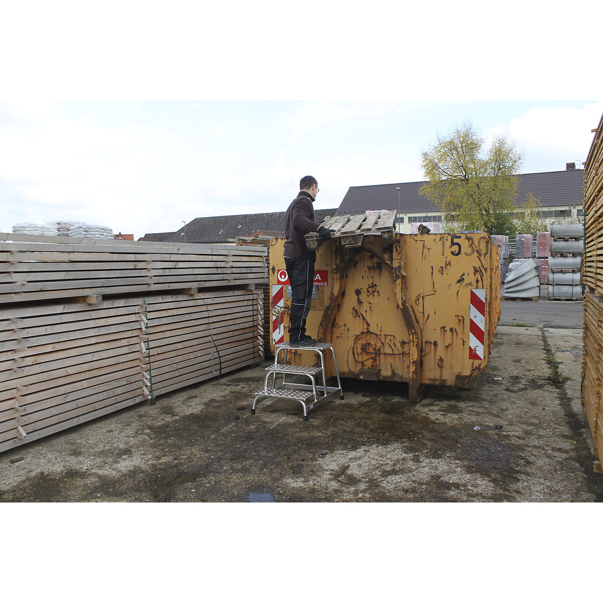 STABILO machine steps, aluminium tread plate steps, one-sided, 3 steps.