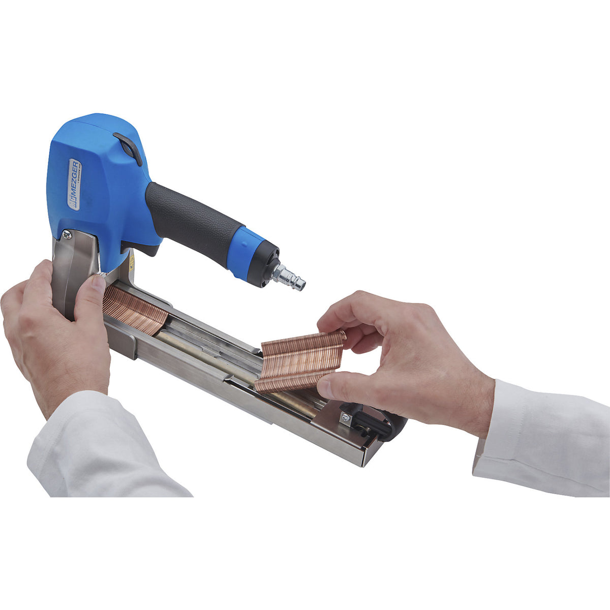 Handheld sealing stapler, blind stapling, pneumatic, for 11 mm staples.