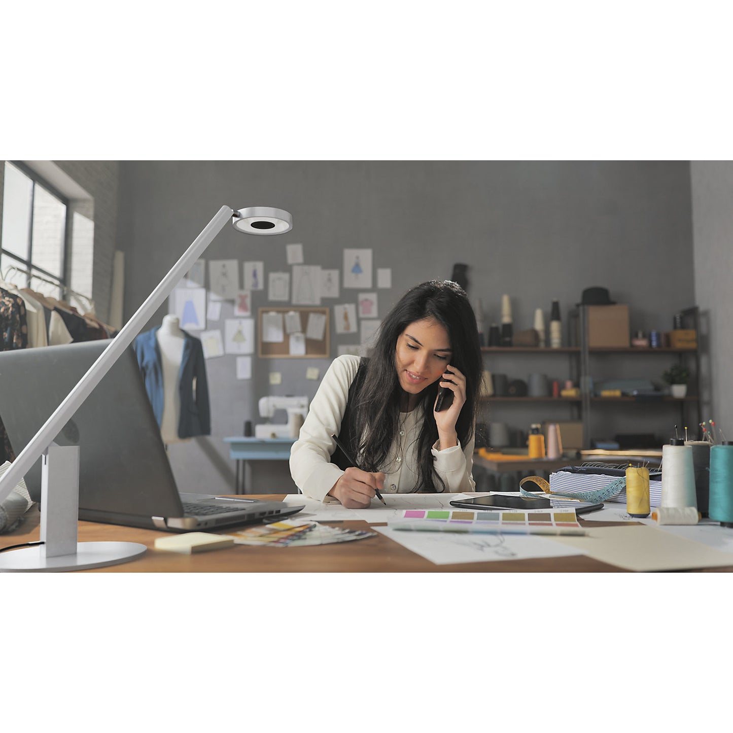 LED table lamp LUCTRA® Table Lite, dimmable, silver.