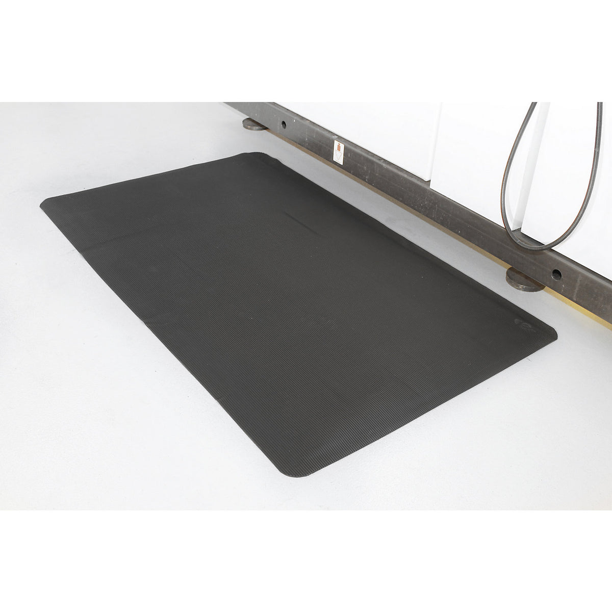 FLUTED RIBBED ergonomic matting, LxW 1500 x 900 mm, 2-layer, weight 8 kg.