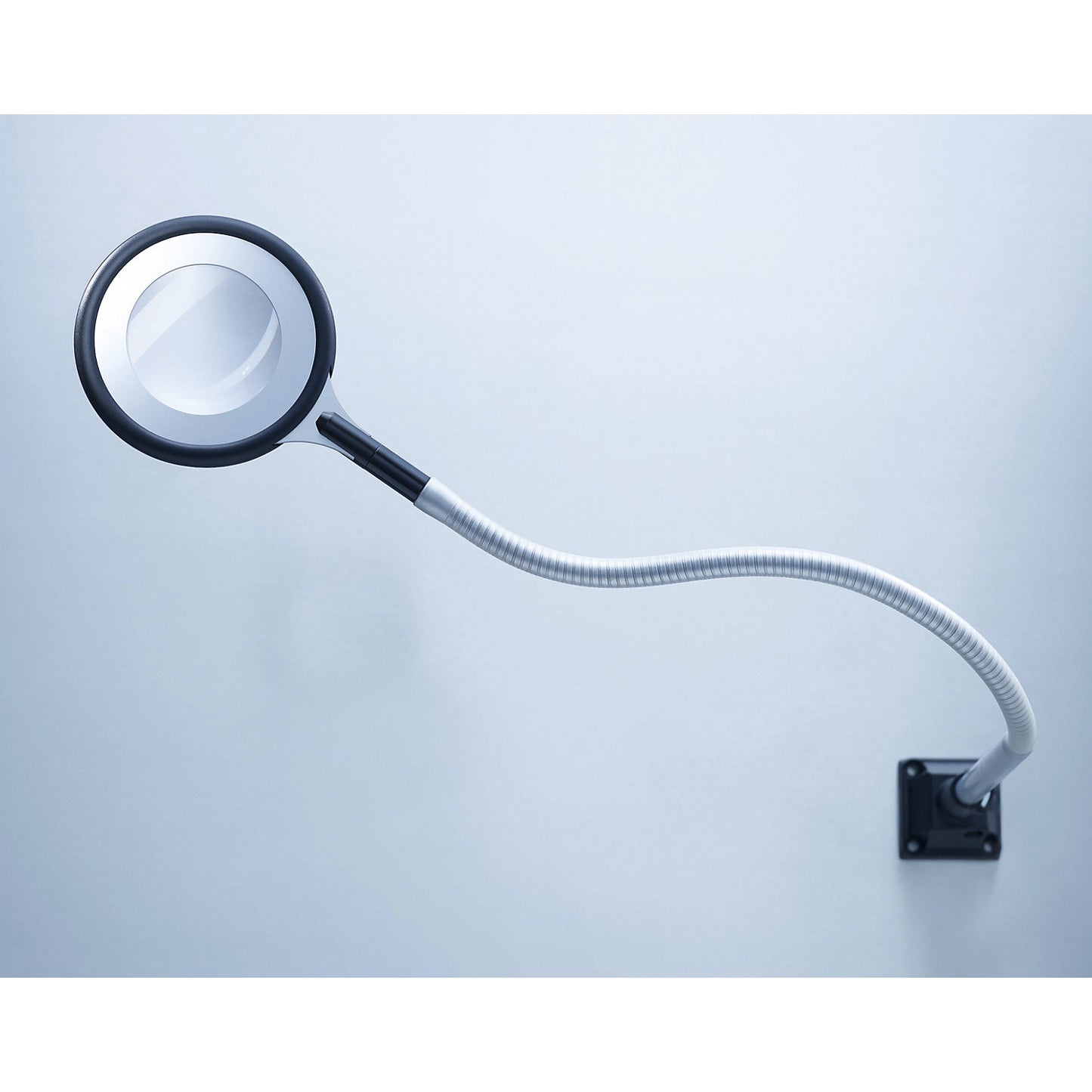 Magnifying lamp, 100 - 240 V, 6 W, 60 kWh/1000h.