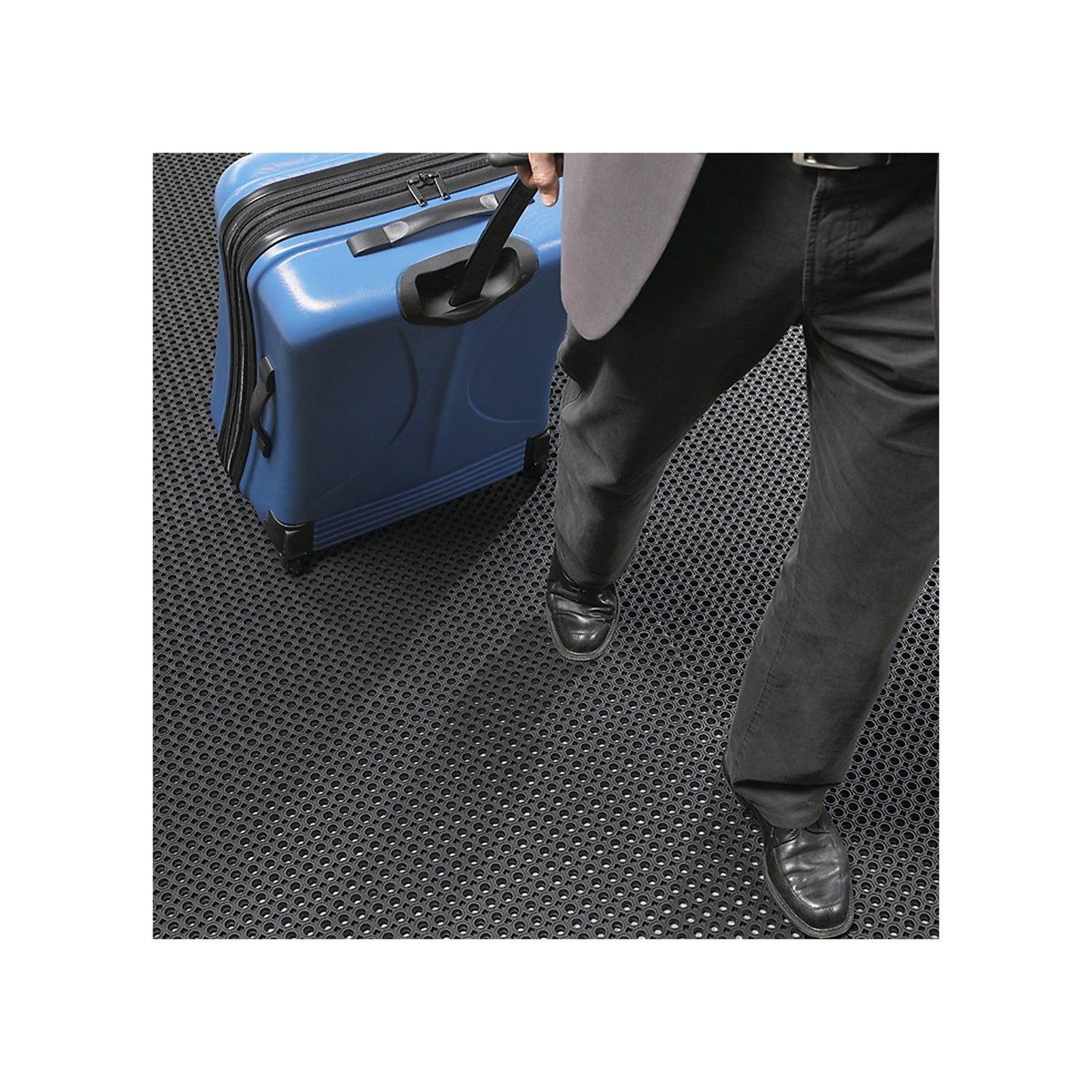 Entrance matting, perforated, black, L x W 1000 x 750 mm.