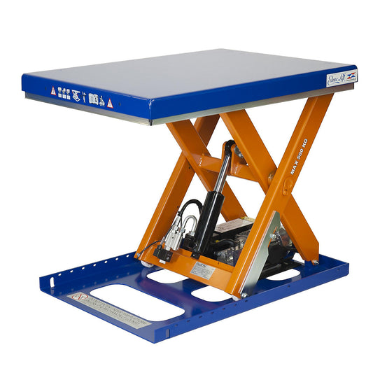Compact lift table, max. load 500 kg, platform LxW 900 x 700 mm, effective lift 600 mm.