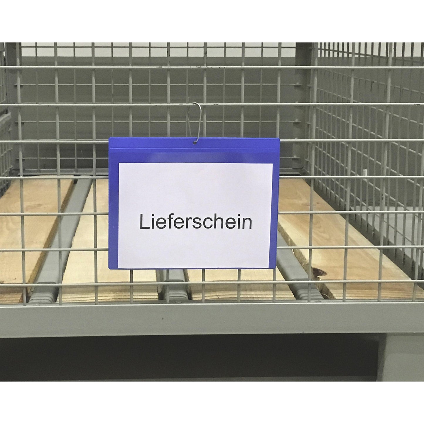 Labelling pouches with suspension holes, landscape format A5, blue, pack of 50.