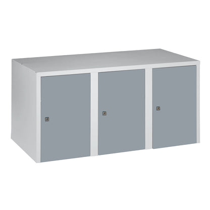 Munich add-on cupboard, 3 compartments, silver grey, width 900 mm.