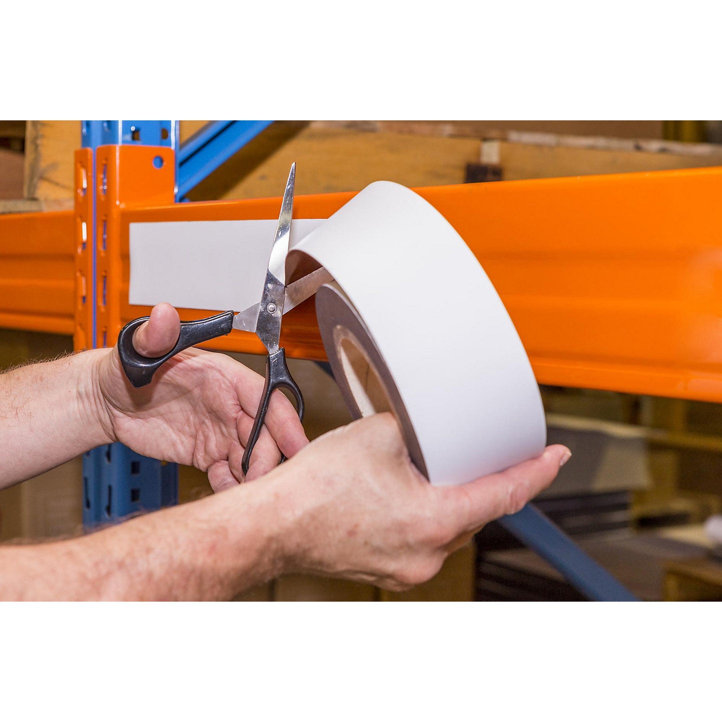 Magnetic storage labels, sold by the roll, white, height 70 mm, roll length 10 m.