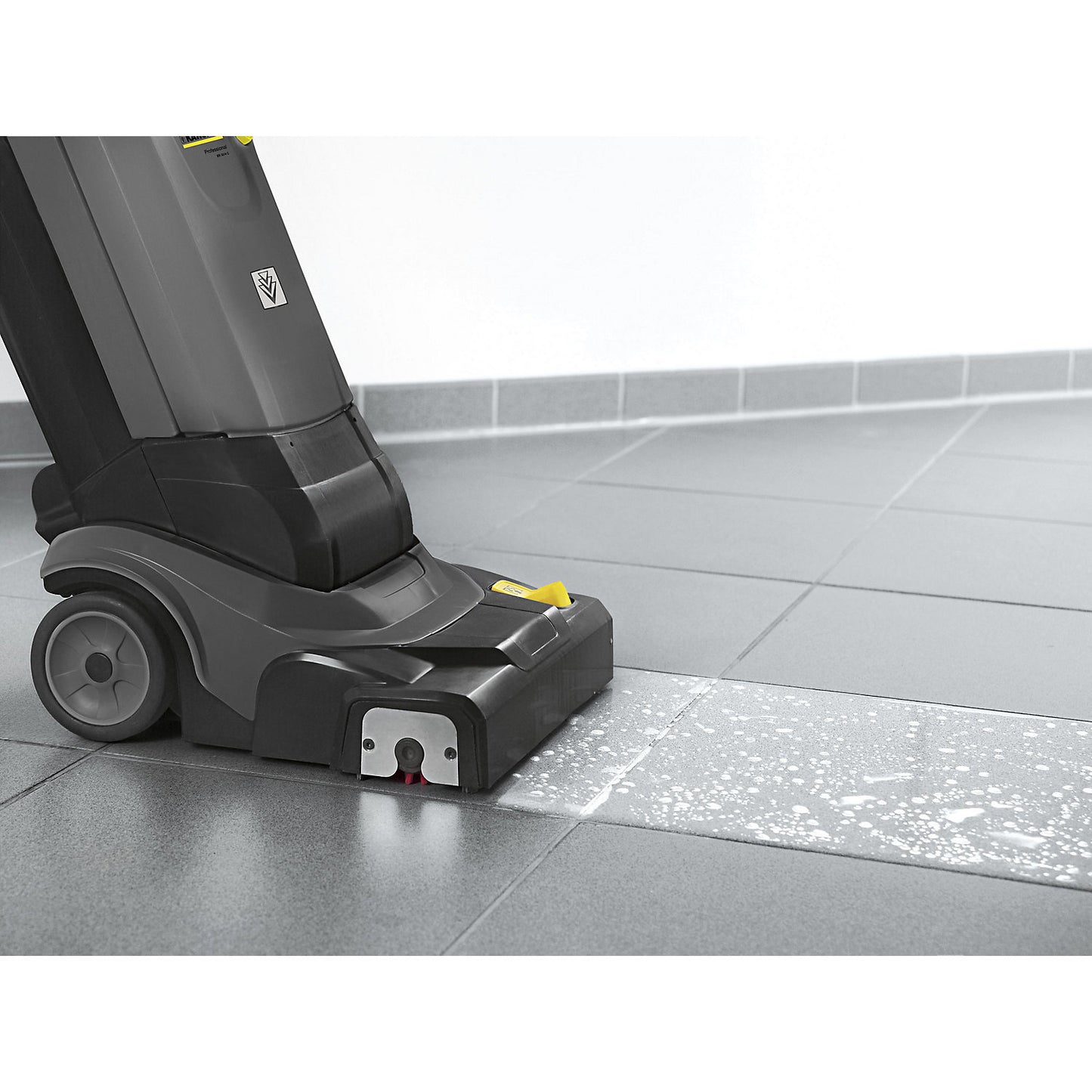 Floor scrubber, BR 30/4 C ADV, with manual vacuum, weight 12.4 kg.