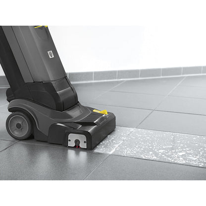 Floor scrubber, BR 30/4 C ADV, with manual vacuum, weight 12.4 kg.