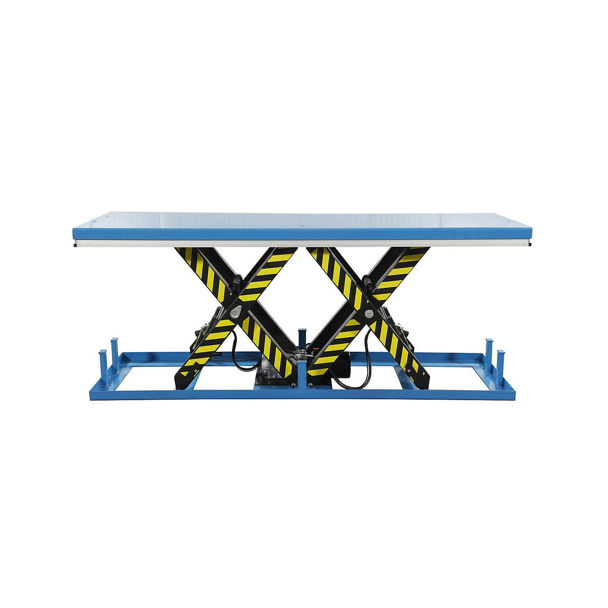 Tandem lifting table, with hand operated control unit, max. load 2000 kg, operating voltage 400 V.