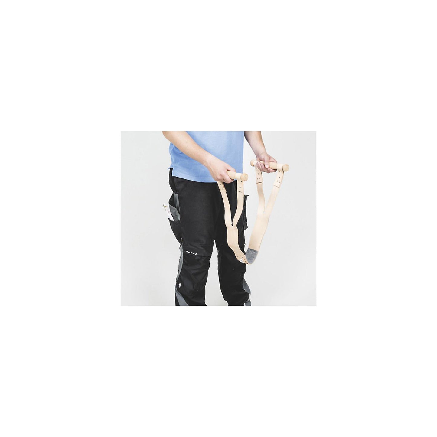 Lifting strap, made of leather, max. load 80 kg.