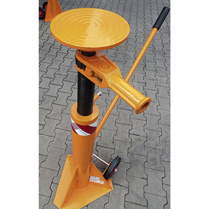 Loading support for semi-trailers, max. load 30 t, contact surface Ø 200 mm.