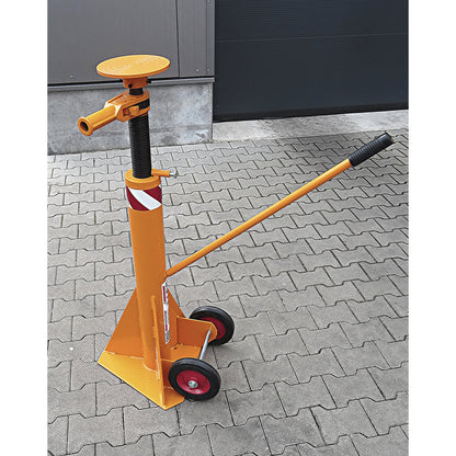 Loading support for semi-trailers, max. load 25 t, contact surface Ø 200 mm.