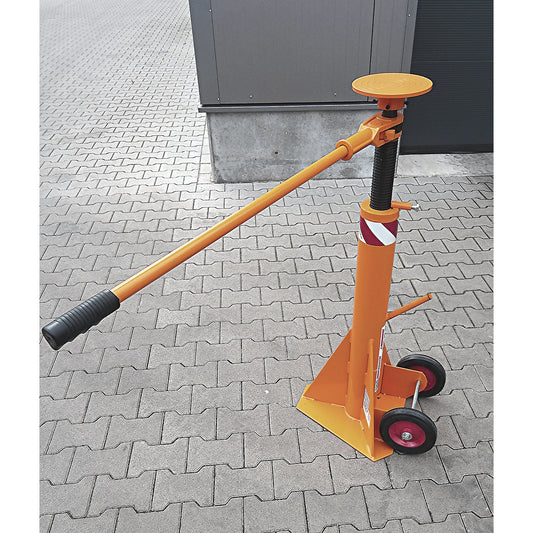 Loading support for semi-trailers, max. load 30 t, contact surface Ø 200 mm.