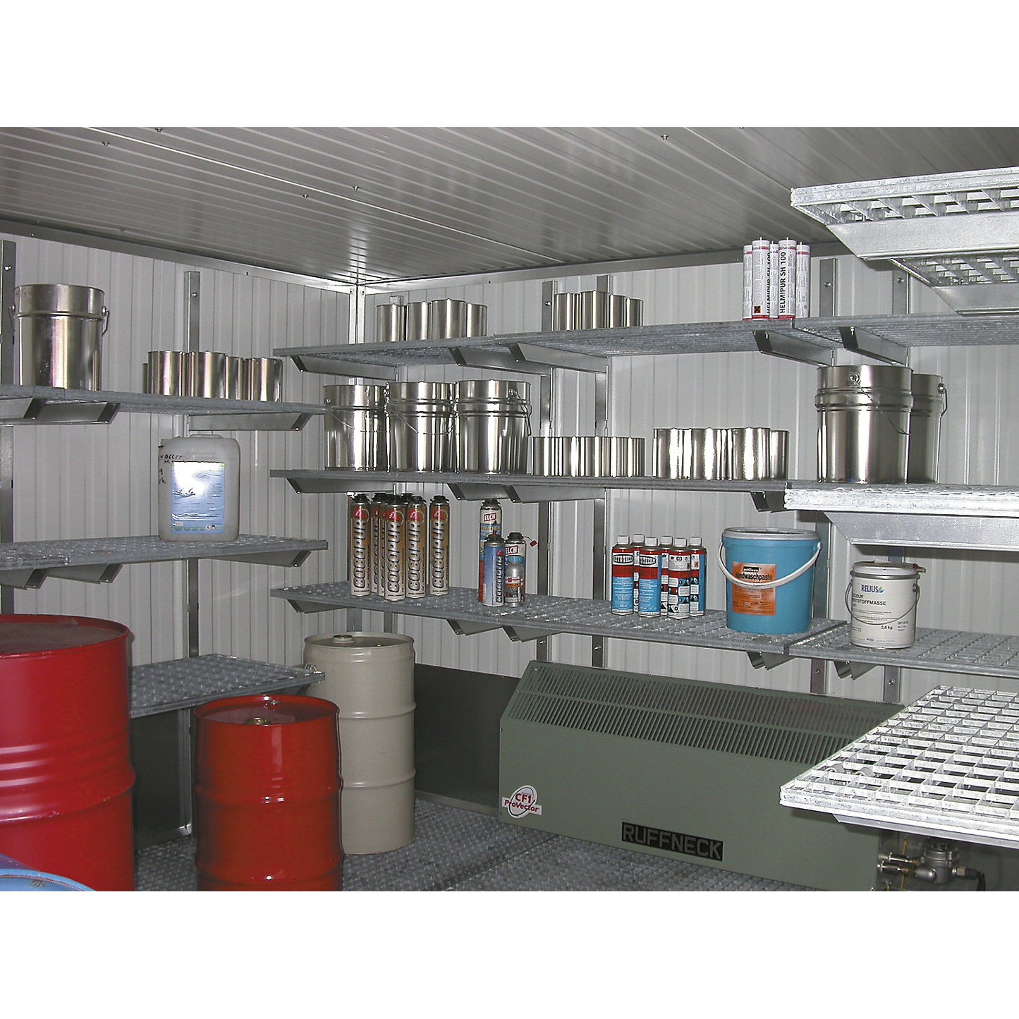 Mesh shelving set, 3 storage levels, mounted to container wall, zinc plated, WxD 800 x 500 mm.