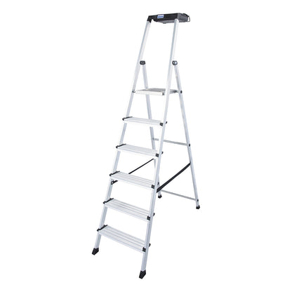 Aluminium step ladder, with a MultiGrip system, 6 steps.