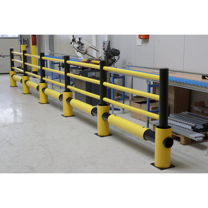 Traffic barrier, Echo, made of flexible plastic, end posts.