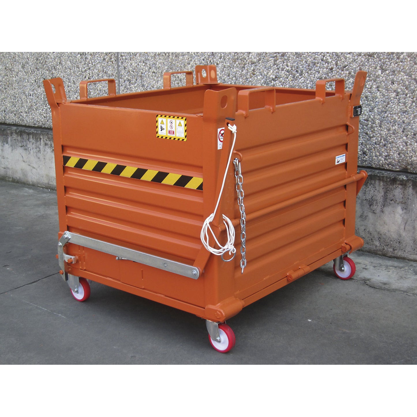 Hinged bottom skip, capacity 1.5 m³, orange, with wheels.