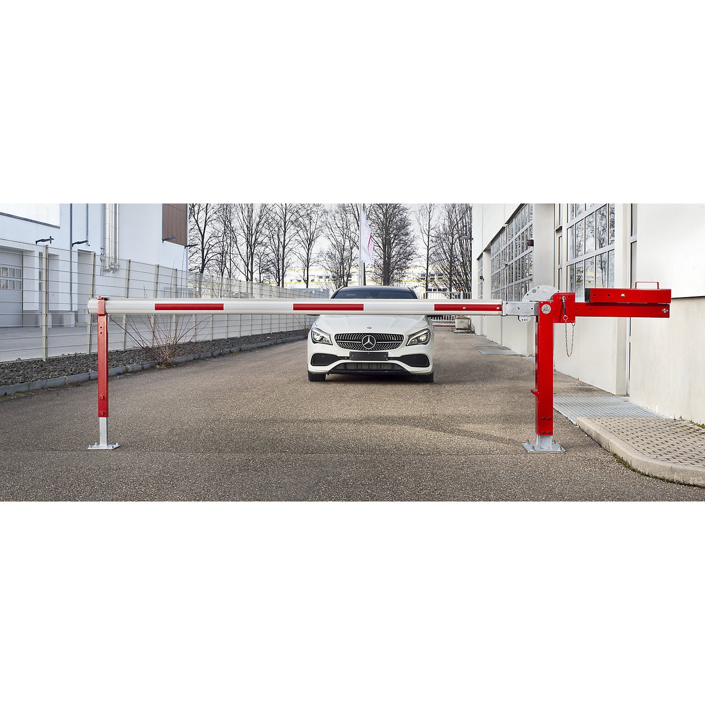 Access barrier, barrier, with counterbalance weight and fixed support arm, barrier beam length 3.5 m.