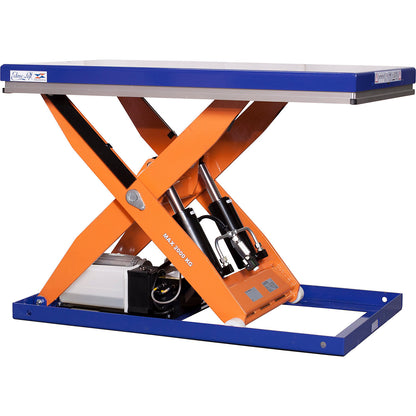 Compact lift table, static, max. load 2000 kg, platform LxW 1300 x 800 mm, effective lift 820 mm.